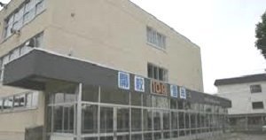 清田小学校まで960m
