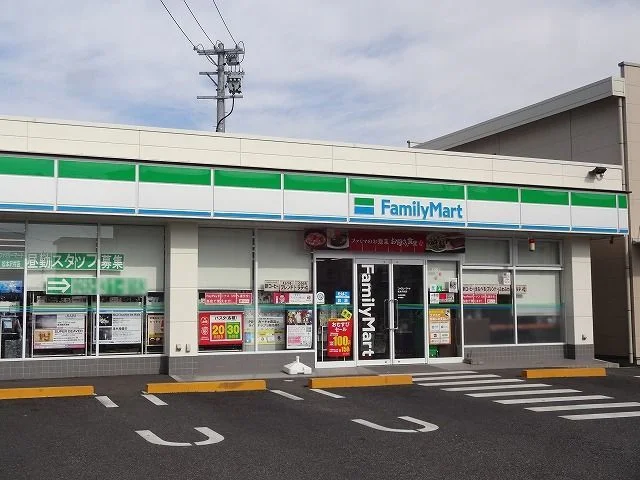 ファミリーマート　松本沢村店まで750m