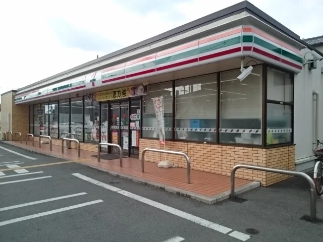 セブンイレブン様まで1000m
