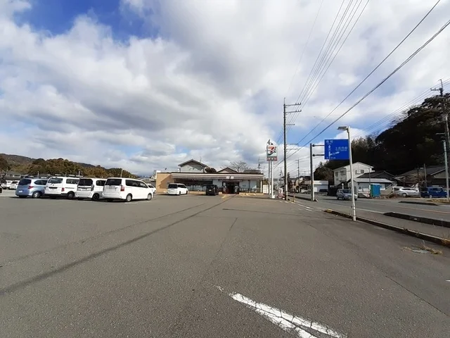 セブンイレブン 土佐蓮池店まで210m