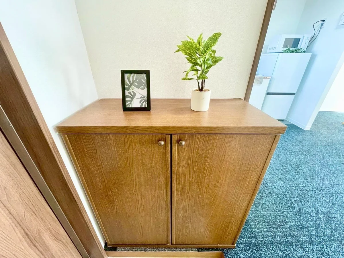 ※撮影用の観察植物・食器調理器具・雑貨類等はございません。※写真は現況優先