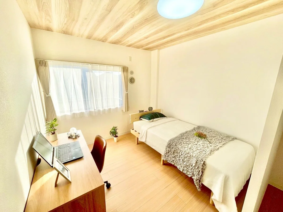 ※撮影用の観察植物・食器調理器具・雑貨類等はございません。※写真は現況優先