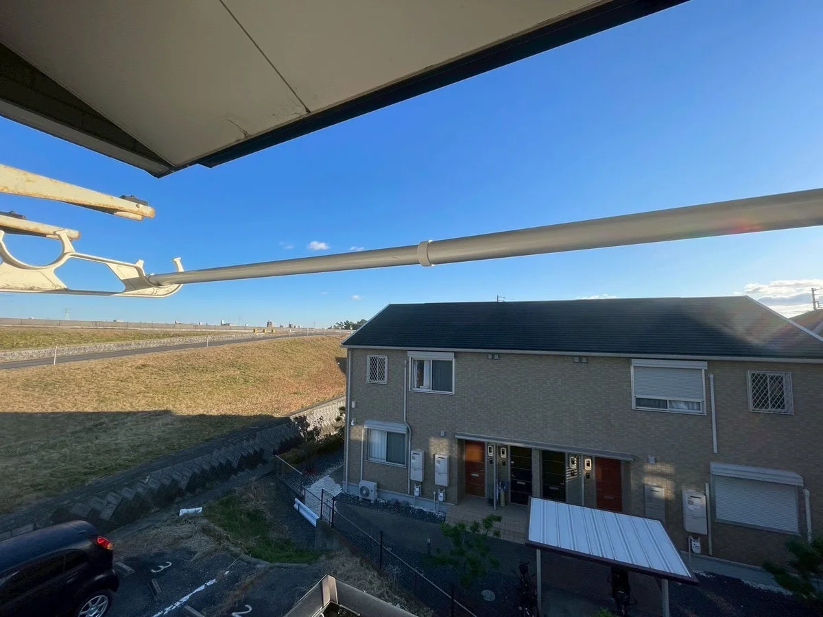 ※撮影用の観察植物・食器調理器具・雑貨類等はございません。※写真は現況優先