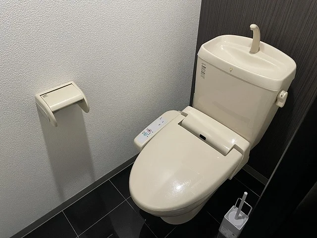 トイレ（温水洗浄便座）
