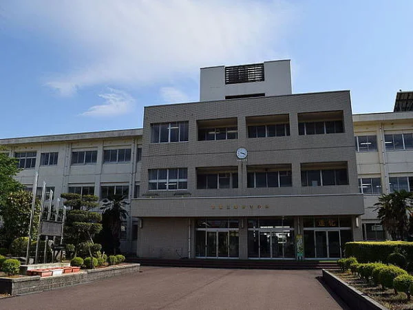 福井県立敦賀工業高等学校まで140m
