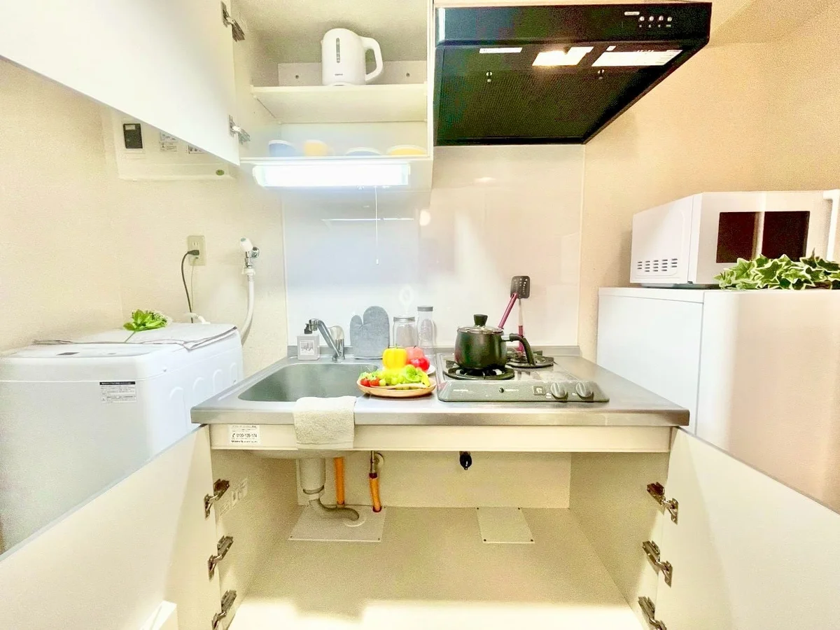 ※撮影用の観察植物・食器調理器具・雑貨類等はございません。※写真は現況優先