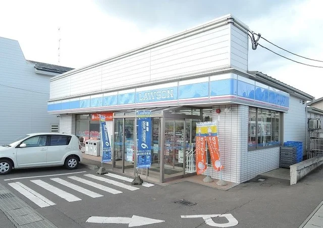 ローソン白銀５丁目店まで750m