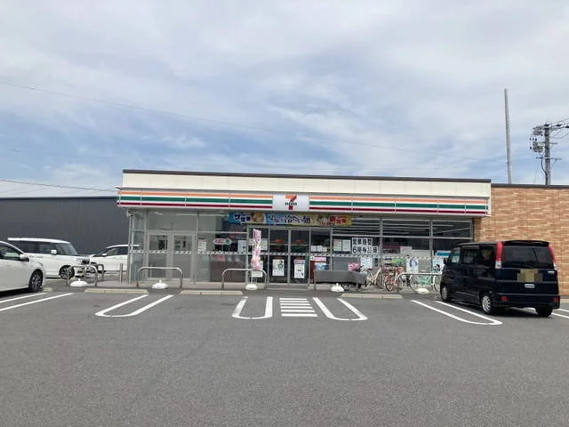セブン-イレブン 岡崎針崎町店まで650m