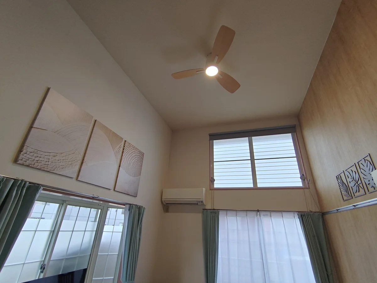 天井シーリングファン付きライト