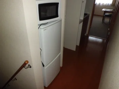 冷蔵庫と電子レンジ。