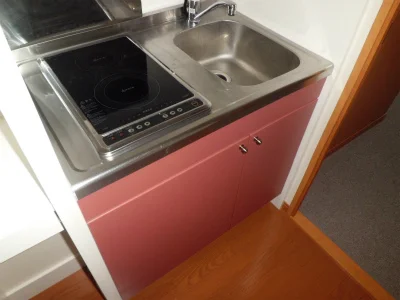 ２口電気コンロ付ミニキッチン。