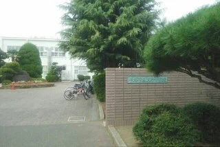 大野中学校まで300m