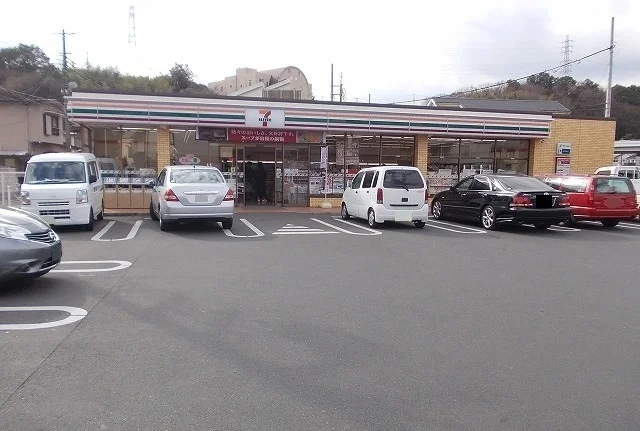 セブンイレブン多古店まで500m