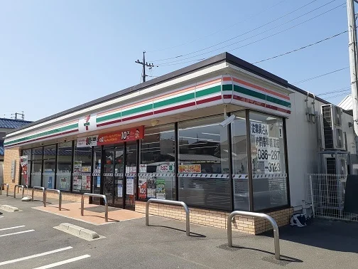 セブンイレブン岡山小山店まで700m