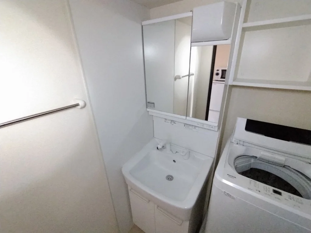 独立洗面台付きです♪