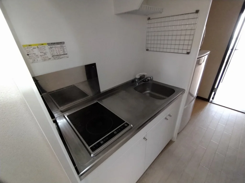 シングルレバー設置　シンク広めです♪