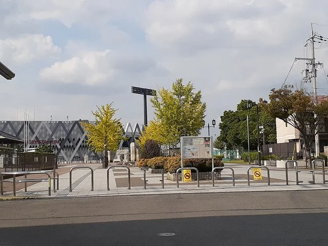 花園中央公園様まで826m