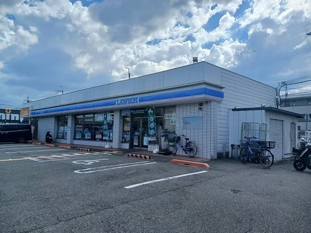 ローソンまで1000m