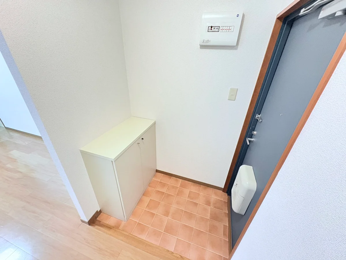 玄関は広く、閉塞感はありません♪