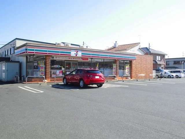 セブンイレブンまで1600m