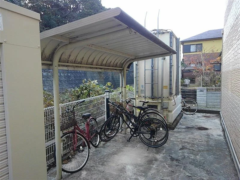 駐輪場完備