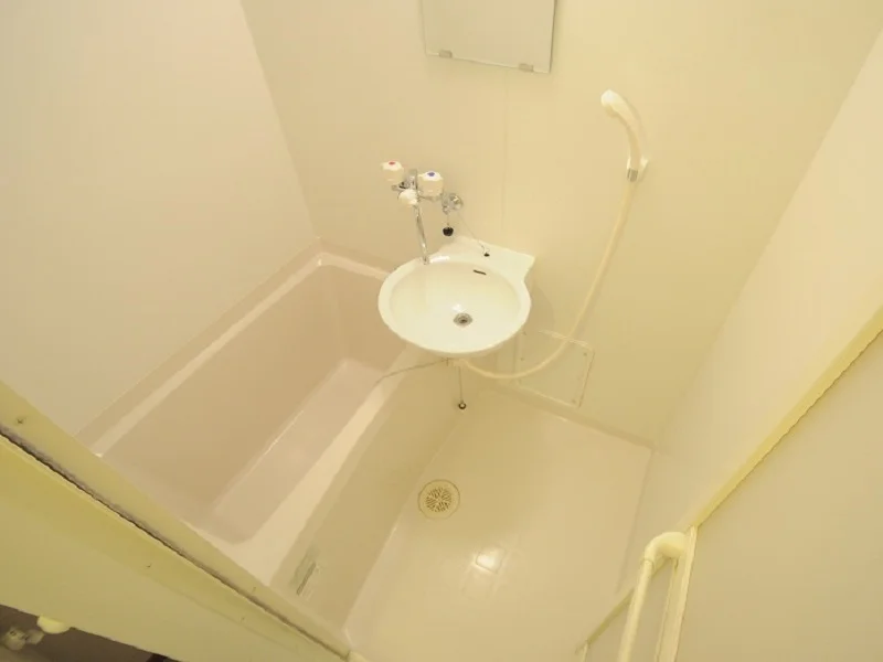 雨の日にも便利な浴室乾燥機付き！