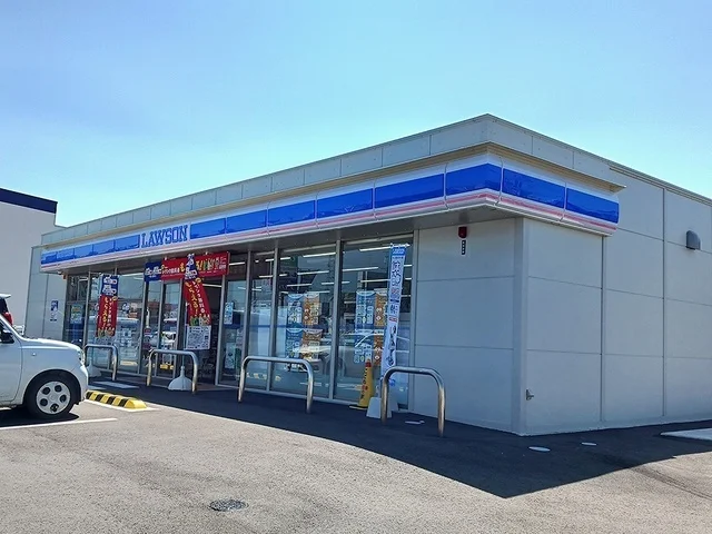 ローソン八日市東本町店様まで430m