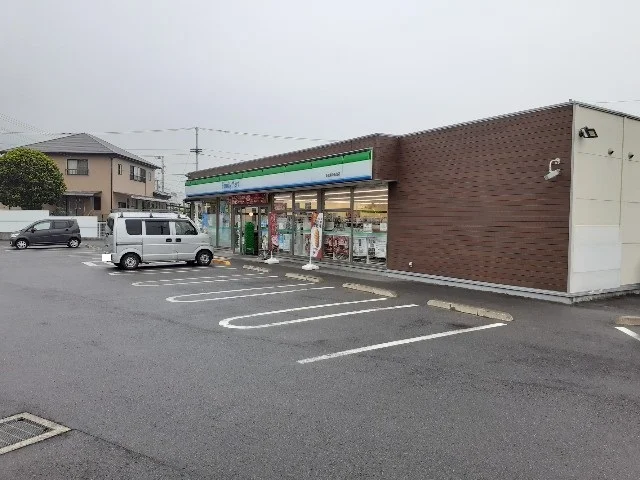 ファミリーマート中筋町店様まで1800m
