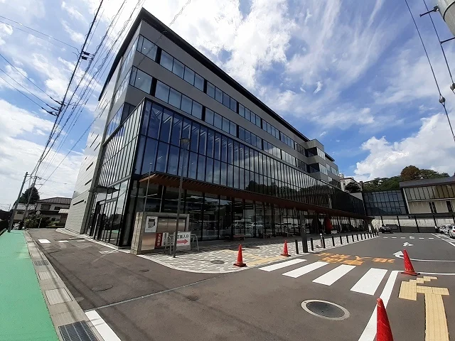 鹿沼市役所まで700m