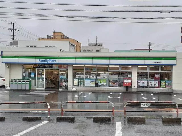 ファミリーマート市原八幡北町店まで400m