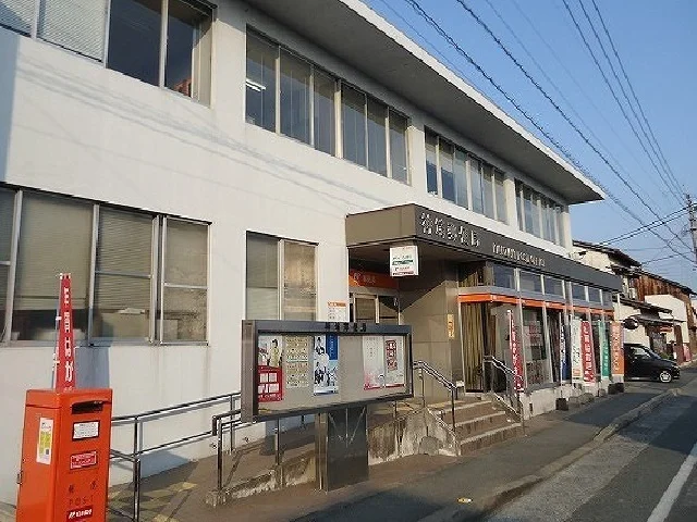 神埼郵便局まで900m