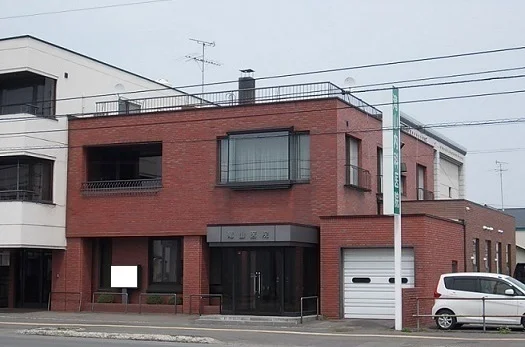 滝山内科医院まで240m