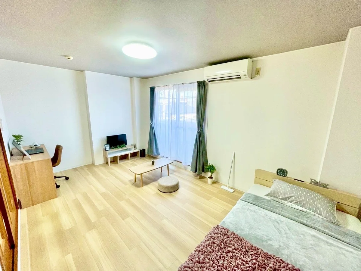 ※撮影用の観察植物・食器調理器具・雑貨類等はございません。※写真は現況優先