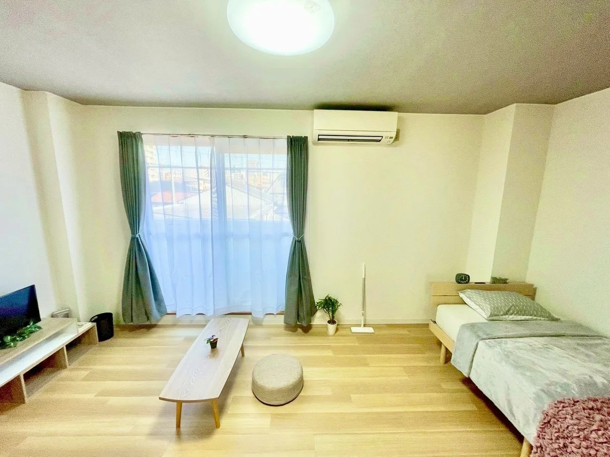 ※撮影用の観察植物・食器調理器具・雑貨類等はございません。※写真は現況優先