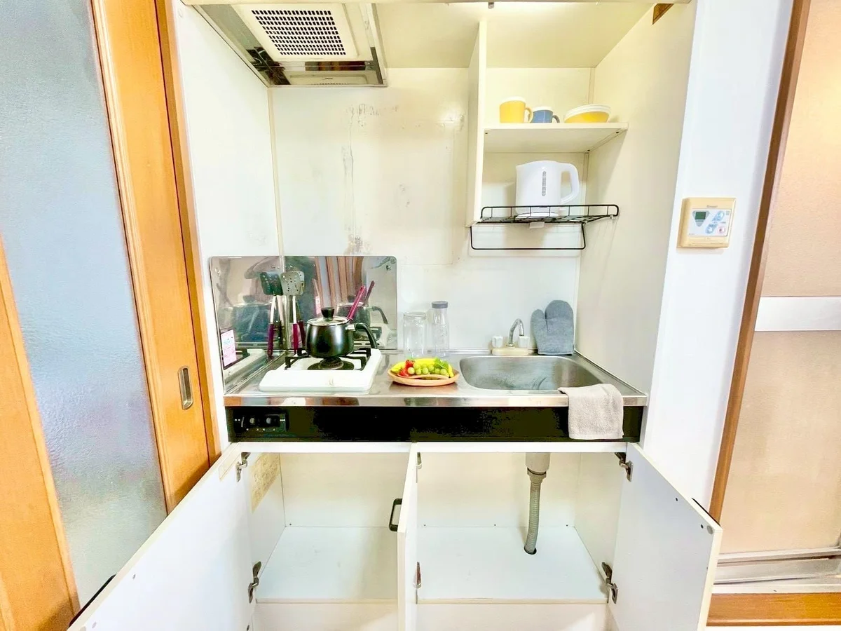 ※撮影用の観察植物・食器調理器具・雑貨類等はございません。※写真は現況優先