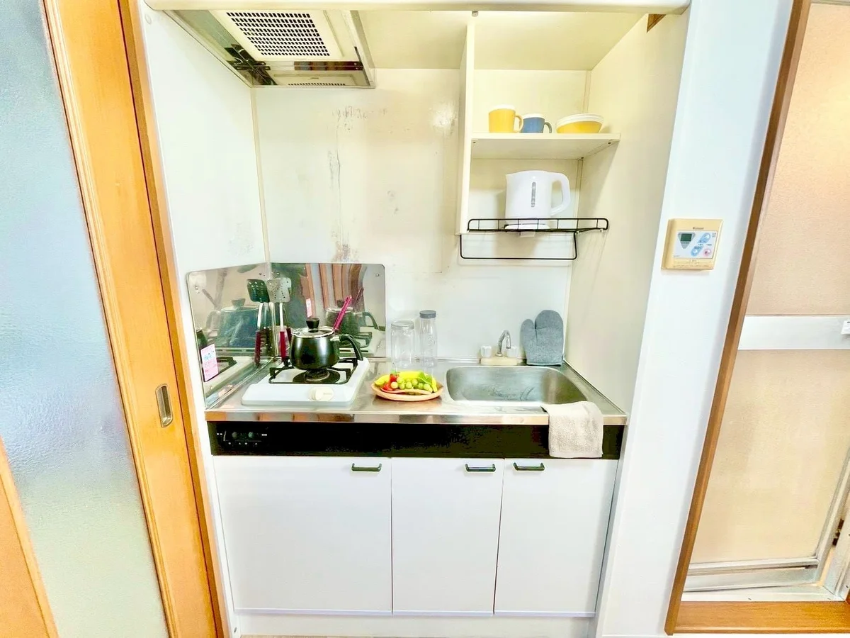 ※撮影用の観察植物・食器調理器具・雑貨類等はございません。※写真は現況優先