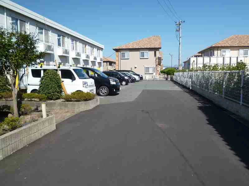設備・使用は号室により異なる為、現況を優先致します。