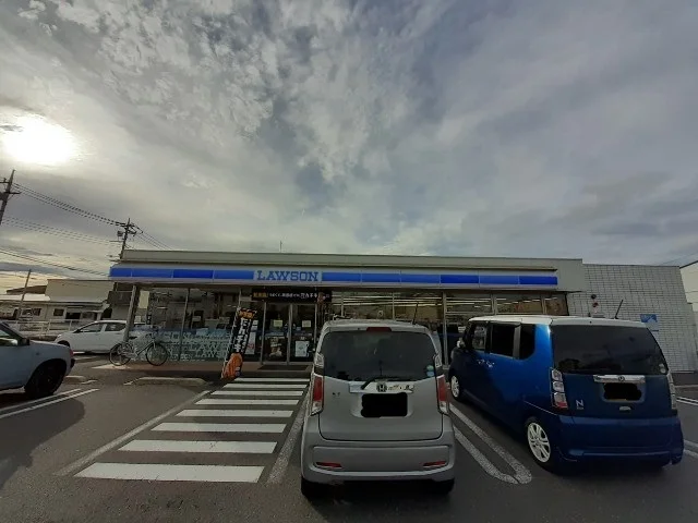 ローソン前橋上大島町店まで260m