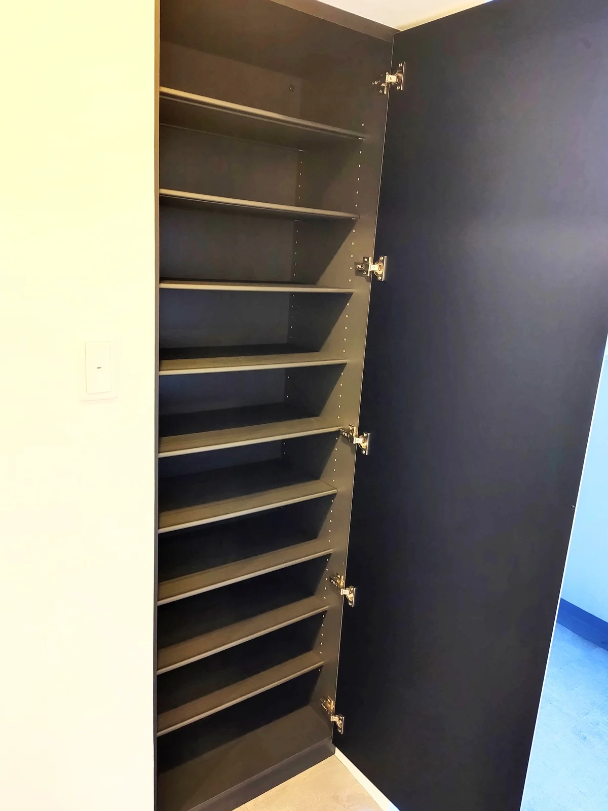 シューズボックス