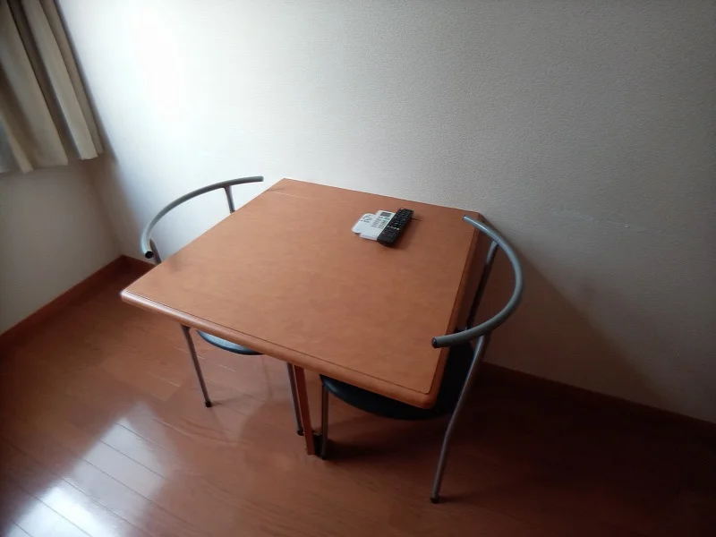 折り畳みテーブル