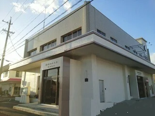 蒲郡信用金庫まで410m