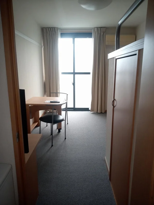 備品は部屋ごとに異なります。１Ｆのみフローリング。