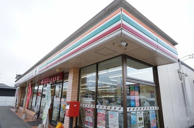 セブンイレブン須賀川警察署前店まで1000m