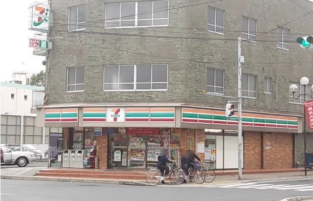 セブンイレブンまで480m