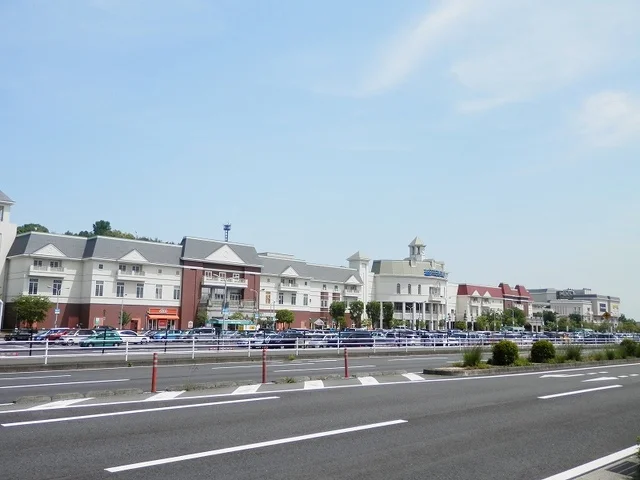 わさだタウンまで2300m