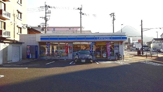 ローソンまで1100m