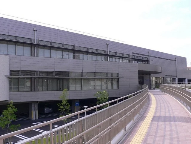 浜松市立城北図書館まで650m