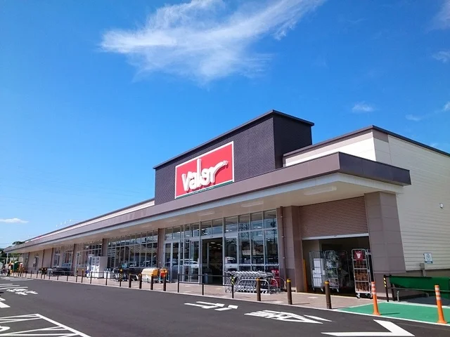 バロー湖西店まで3900m