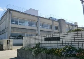 川内南小学校まで1600m