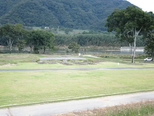 ぶぶるパークみかもまで1900m